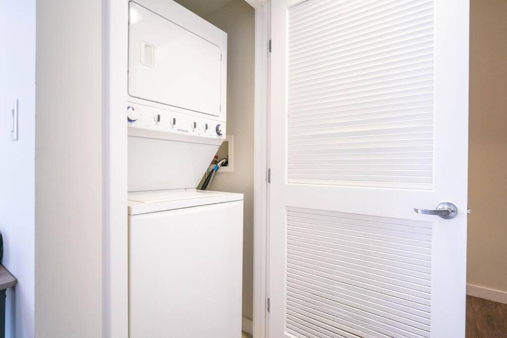 June Specials- Suite Spot Dtla- Free Parking For One Car! Los Angeles Eksteriør bilde