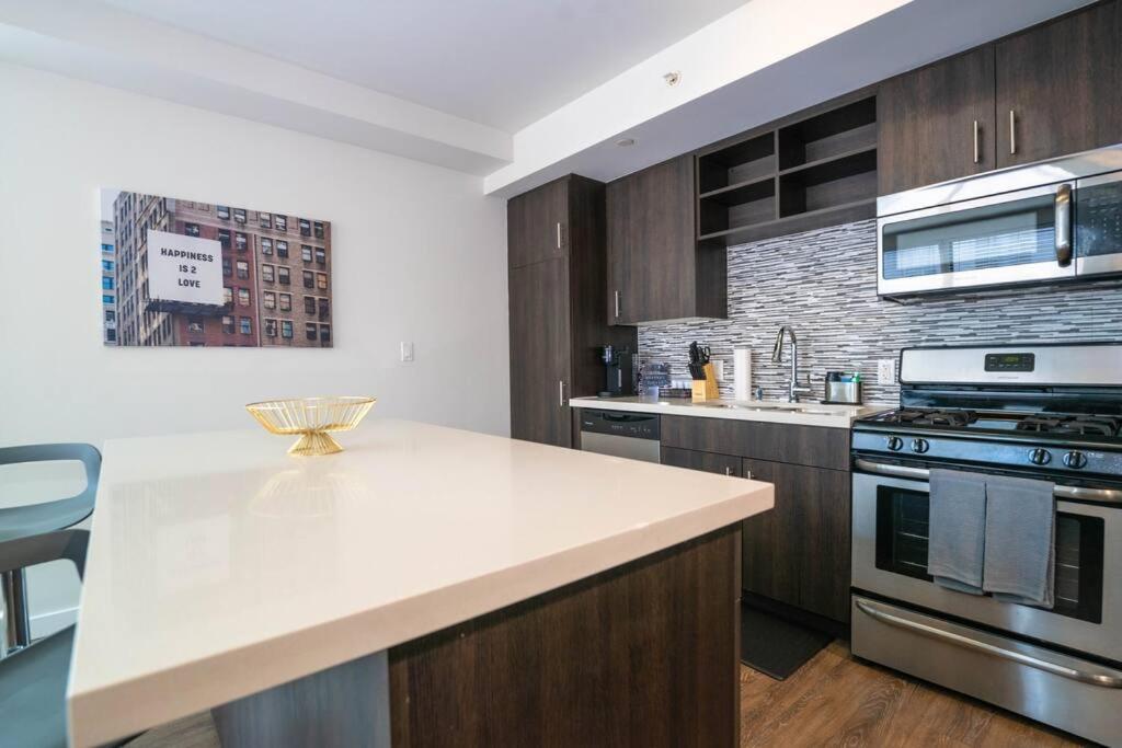 June Specials- Suite Spot Dtla- Free Parking For One Car! Los Angeles Eksteriør bilde